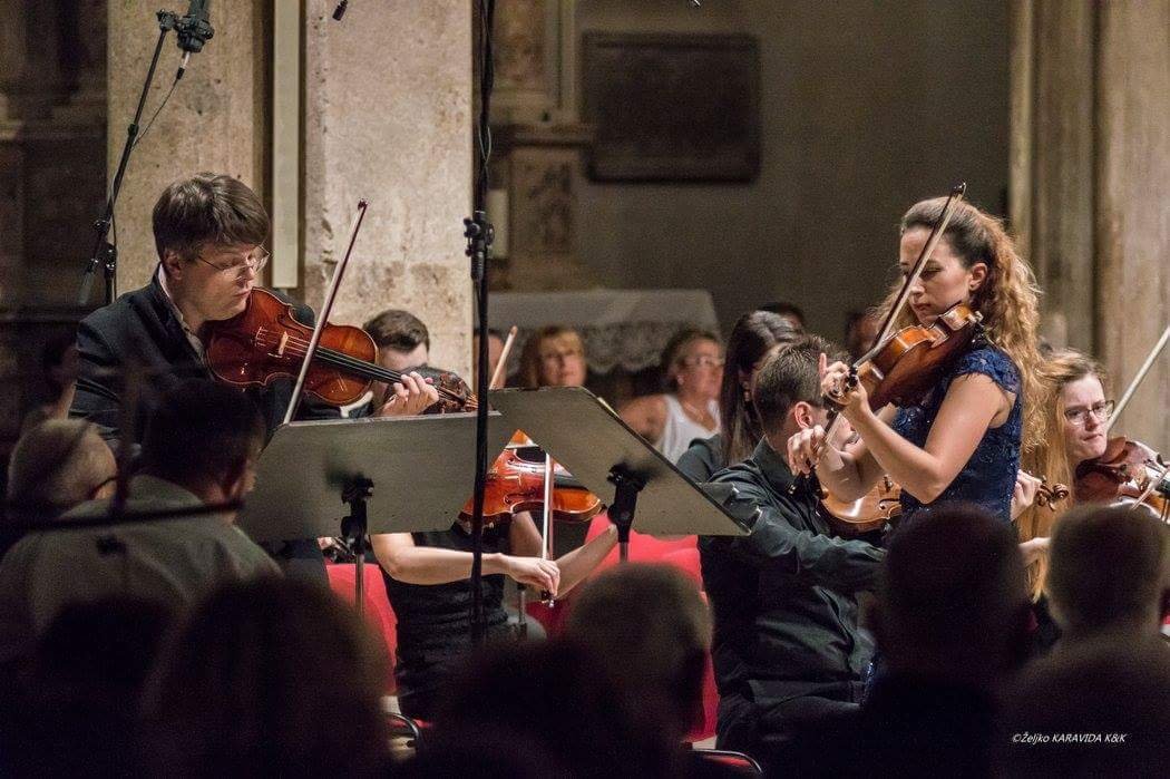 FB IMG 1541239173090